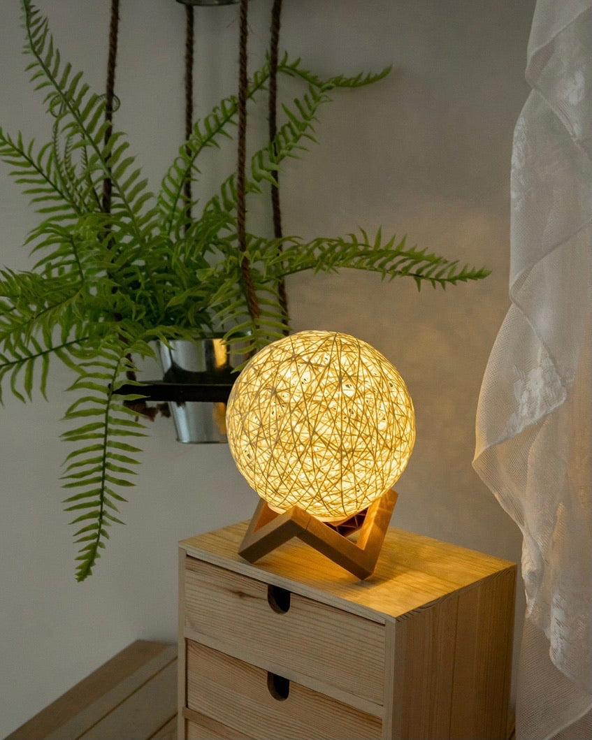 Round Table Lamp