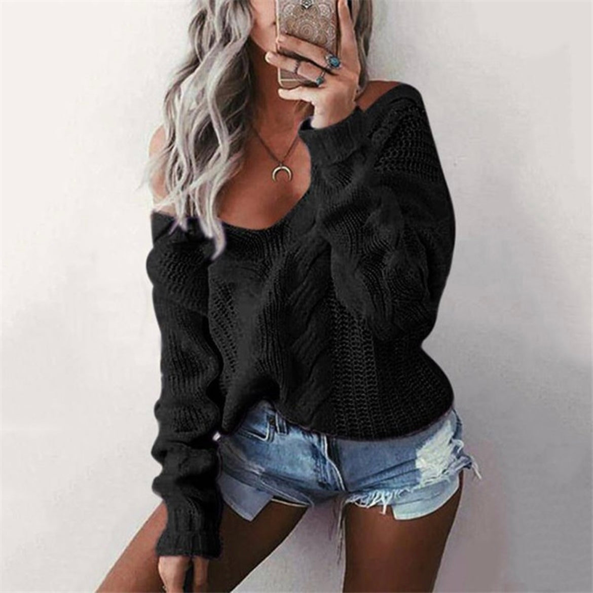 Casual V-neck Braided Knitwear