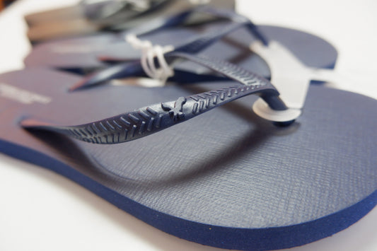 American Eagle Flip Flop
