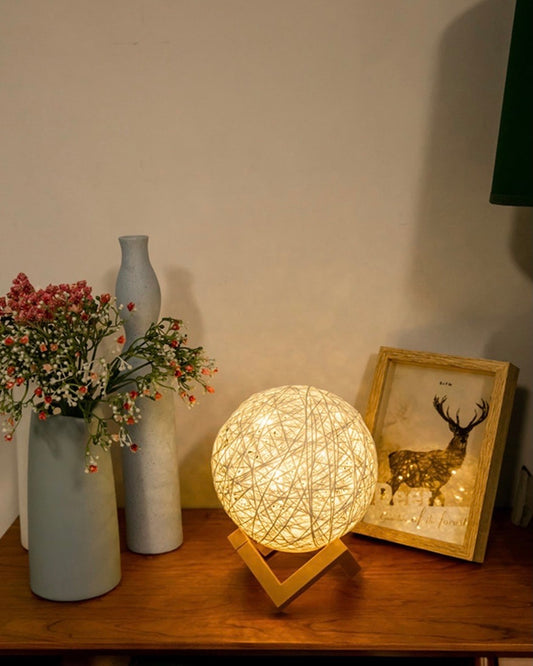 Round Table Lamp